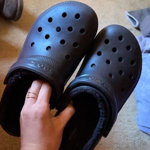 Black fur CROCS
